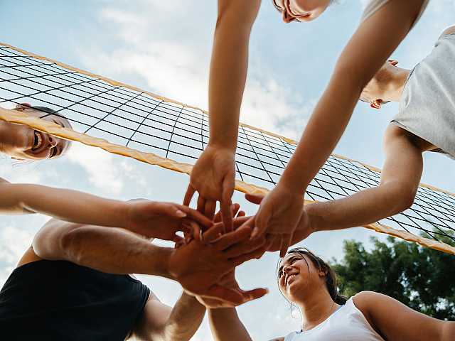 IN PRESENZA
Dal potenziale individuale alla forza del gruppo:
incontro con Daniele Santarelli