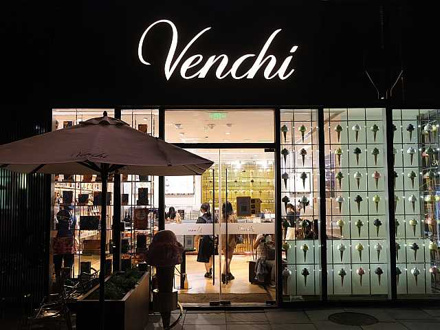 VIA WEB
Venchi, il gusto di fare la differenza: incontro con Daniele Ferrero