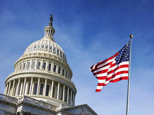VIA WEB
“Questa è l’America”, capire gli Stati Uniti per leggere il nostro presente: incontro con Francesco Costa