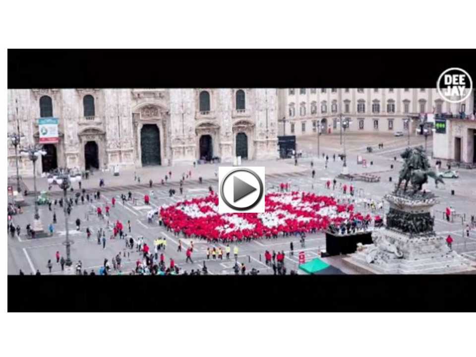 Spot Radio DEEJAY in Piazza Duomo a Milano ‘Party Like a Russian’