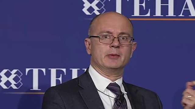 A resilient yet fragile global economy