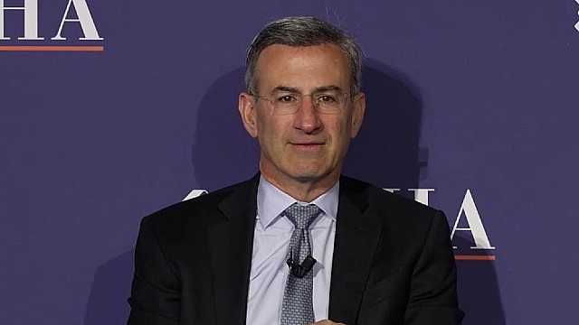 Navigating economic and political uncertainty