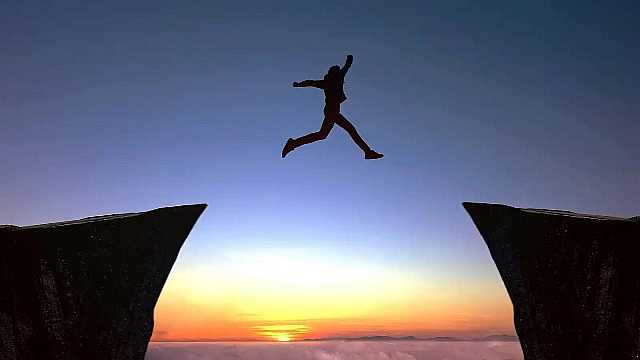 Perché il cambiamento fallisce? Come guidarlo con successo: le chiavi dell’economia comportamentale per gli Executive