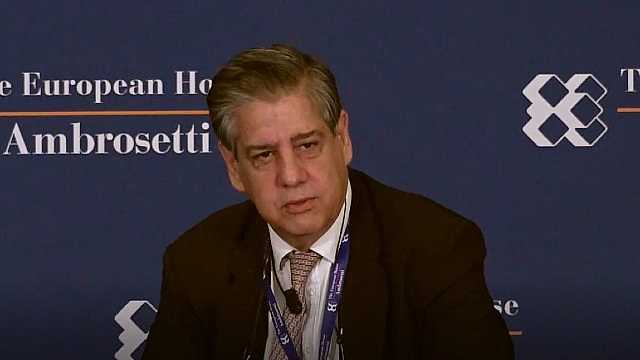 What can diplomacy teach future leaders?